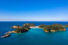 エメラルドの海に心奪われる。辰の島遊覧&無人島探検-1
